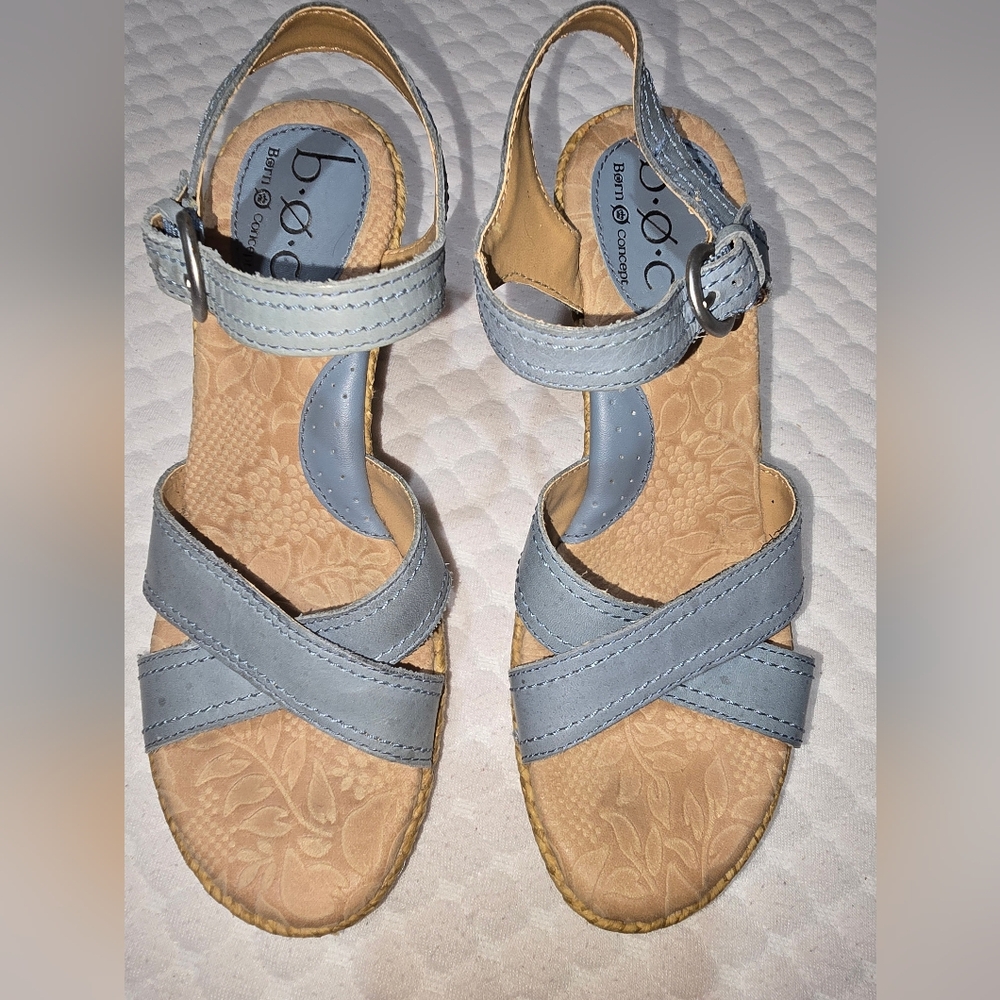 b.o.c. Women's Light Blue Leather Strappy Sandals